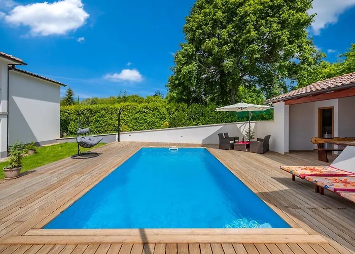 House Smoky With Private Pool And Jacuzzi * Pazin