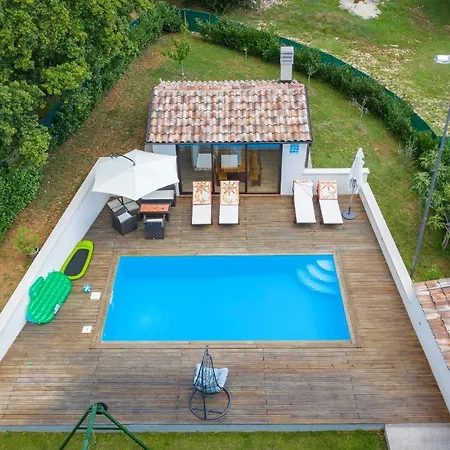 Villa House Smoky With Private Pool And Jacuzzi *