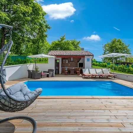 Villa House Smoky With Private Pool And Jacuzzi *
